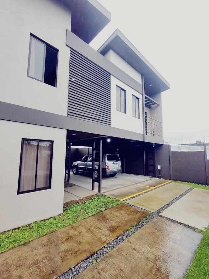 Villas Del General San Isidro De El General Luaran gambar